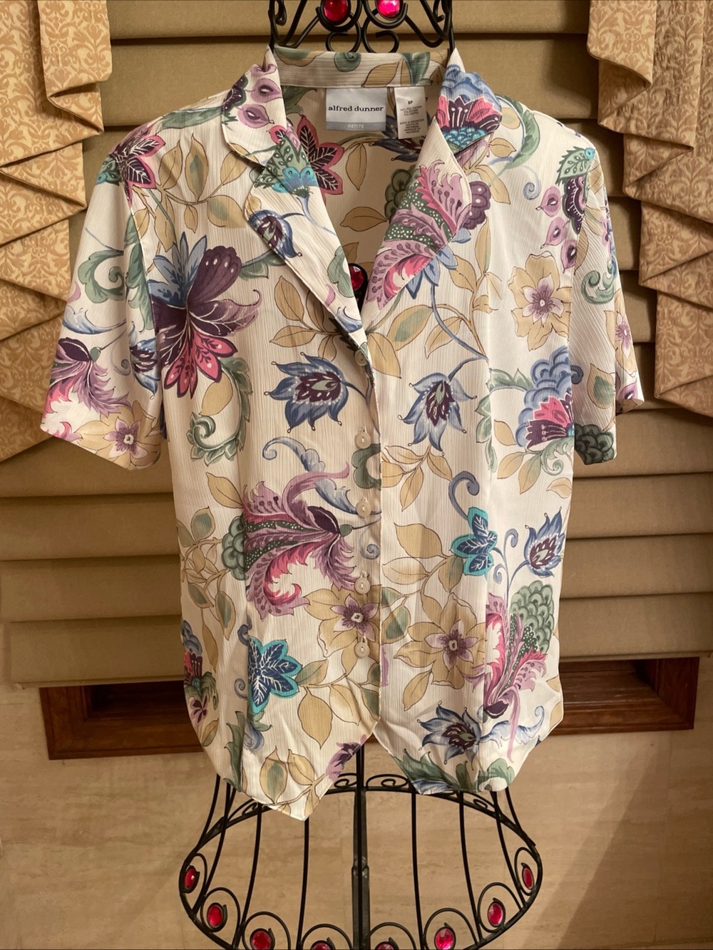 Alfred Dunner Blouse Short Sleeve Floral Print Button Up Size 8 Petite